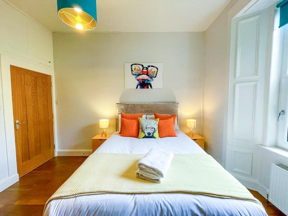 Desirable 2 Bed Apt Near Edinburgh Castle Exterior foto