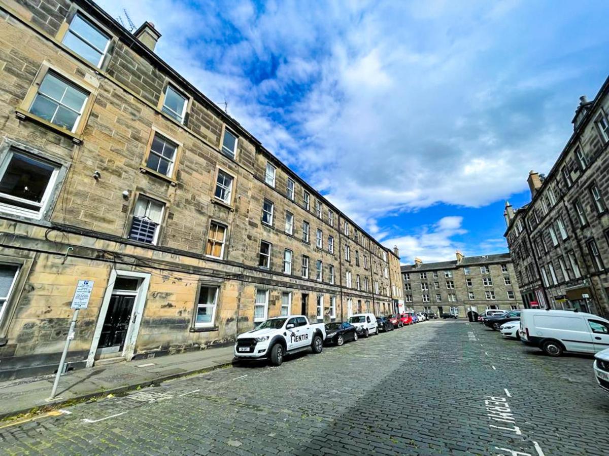 Desirable 2 Bed Apt Near Edinburgh Castle Exterior foto